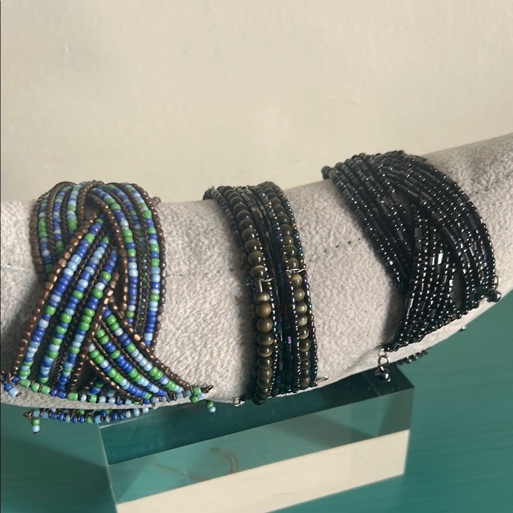 Set 3 Adjustable Wire Cuff Multicolored Glass Hem… - image 2